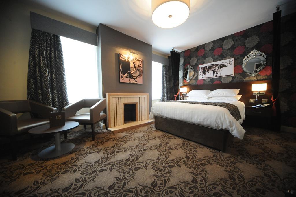 The Bull Hotel Stony Stratford Ngoại thất bức ảnh