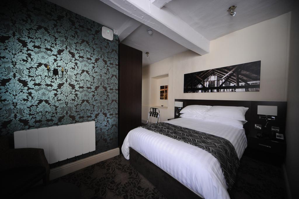 The Bull Hotel Stony Stratford Phòng bức ảnh