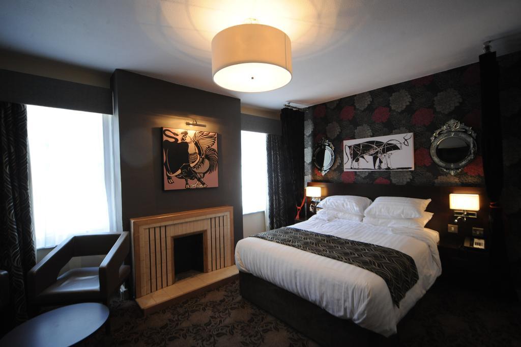 The Bull Hotel Stony Stratford Ngoại thất bức ảnh