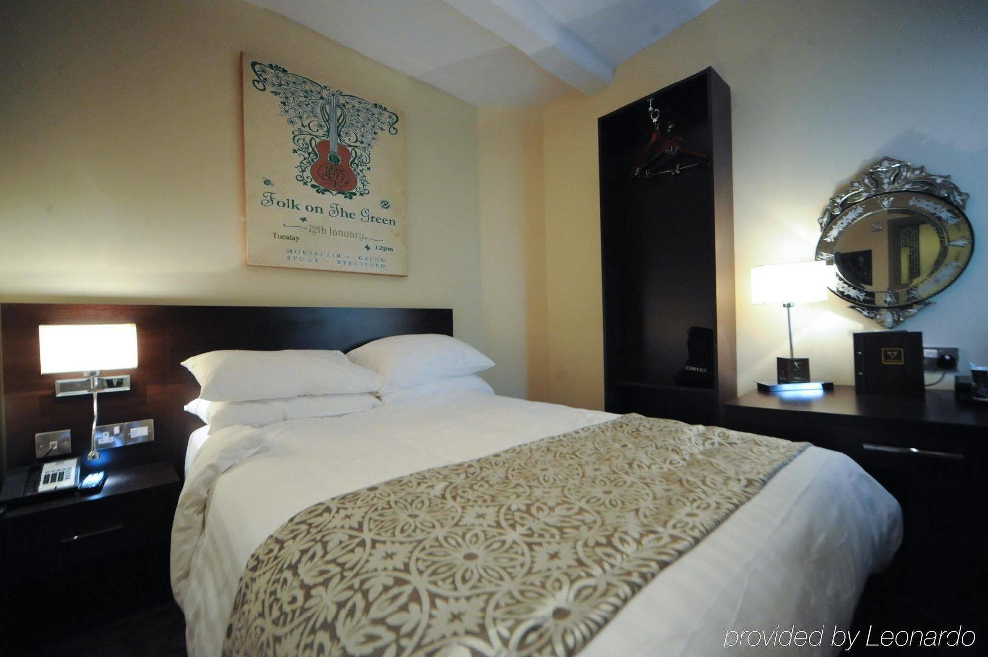 The Bull Hotel Stony Stratford Ngoại thất bức ảnh